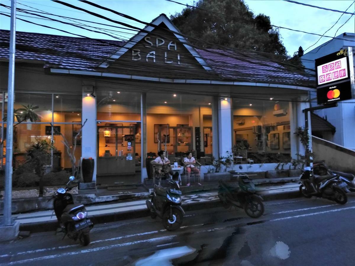 Villa Made West Seminyak Kültér fotó